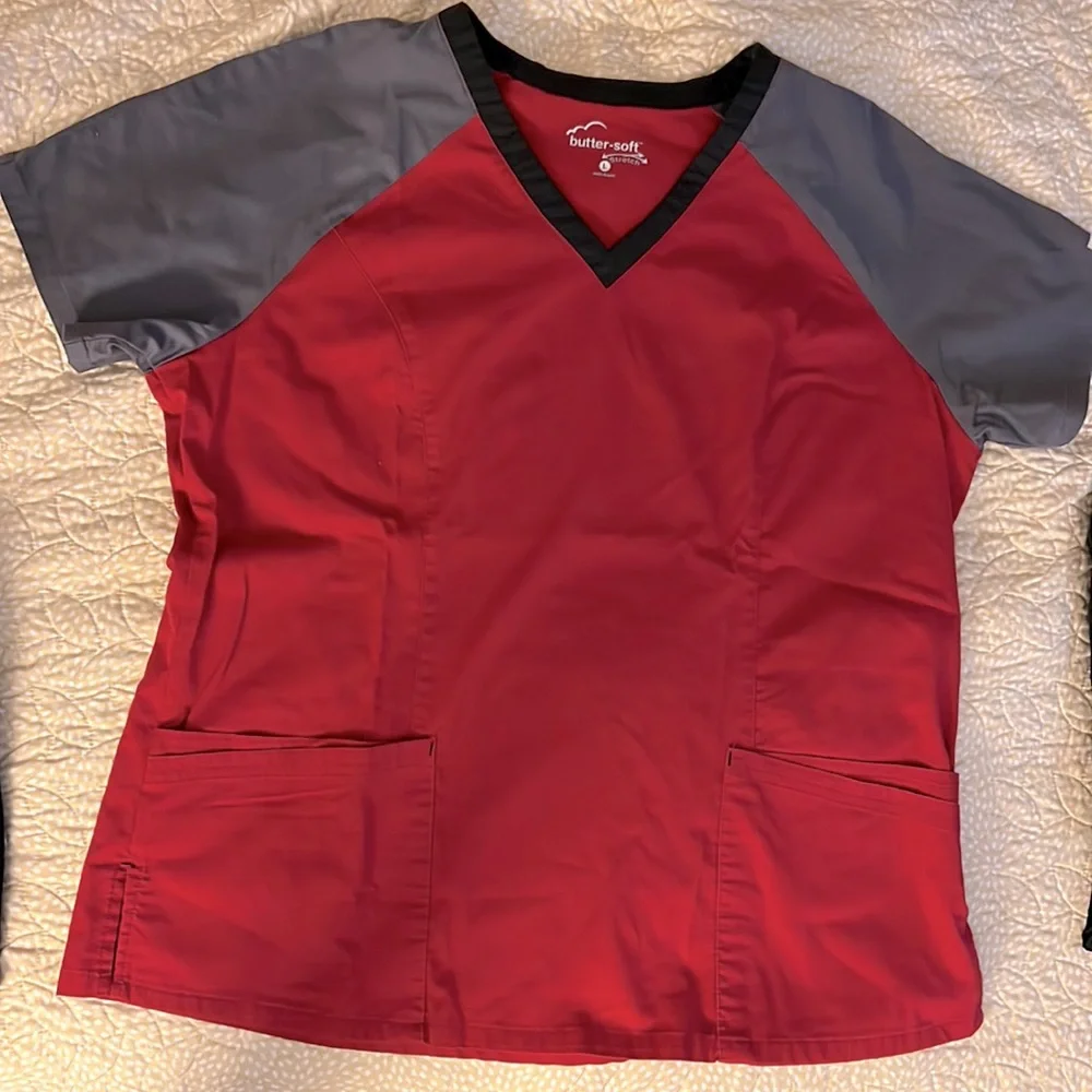 Scrub Top Large,  Buttersoft Stretch - Picture 2 of 6